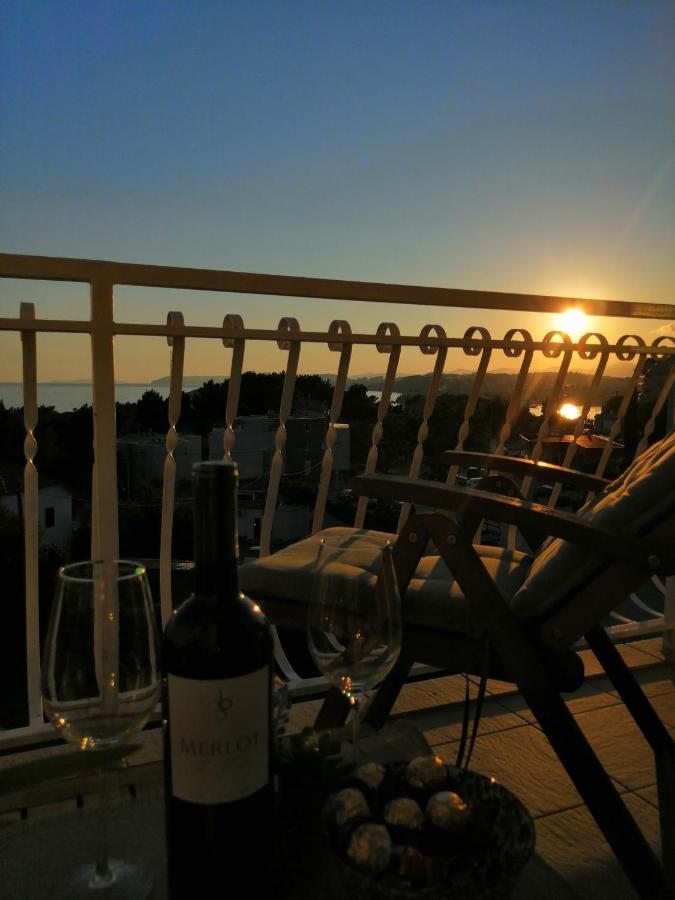 Apartment Near The Sea-Self Check-In Podstrana Esterno foto